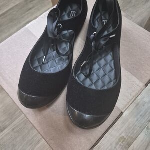NWOB Melissa Velvet Ribbon Tied Ballet Flats Mary Jane Flats US10 EU 41/42